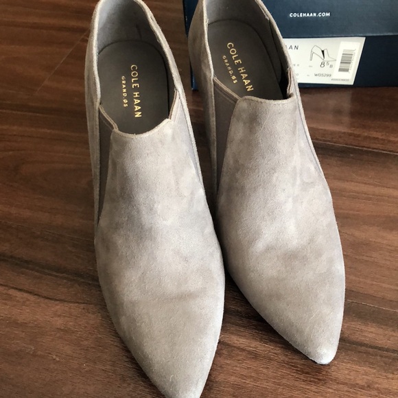 Cole Haan Allaire Shootie II Size: 8.5 Stormcloud Suede - Picture 4 of 8